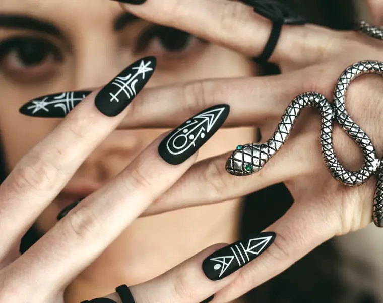 Rave Nailz witchy nails press ons